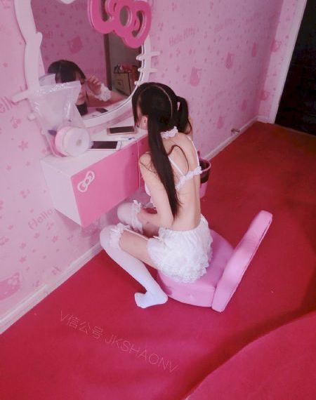 女邻居的丰满奶_蓝光完整在线观看